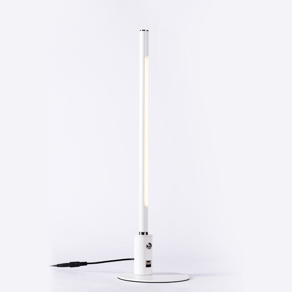 Minimalistisk Skrivebordslampe - Med Base - Hvid